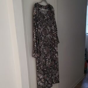 Southern Lady Black and Cream Printed Long Sleeve Maxi Dress